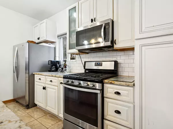 Chicago, IL 60643,10853 S Vincennes Avenue #B