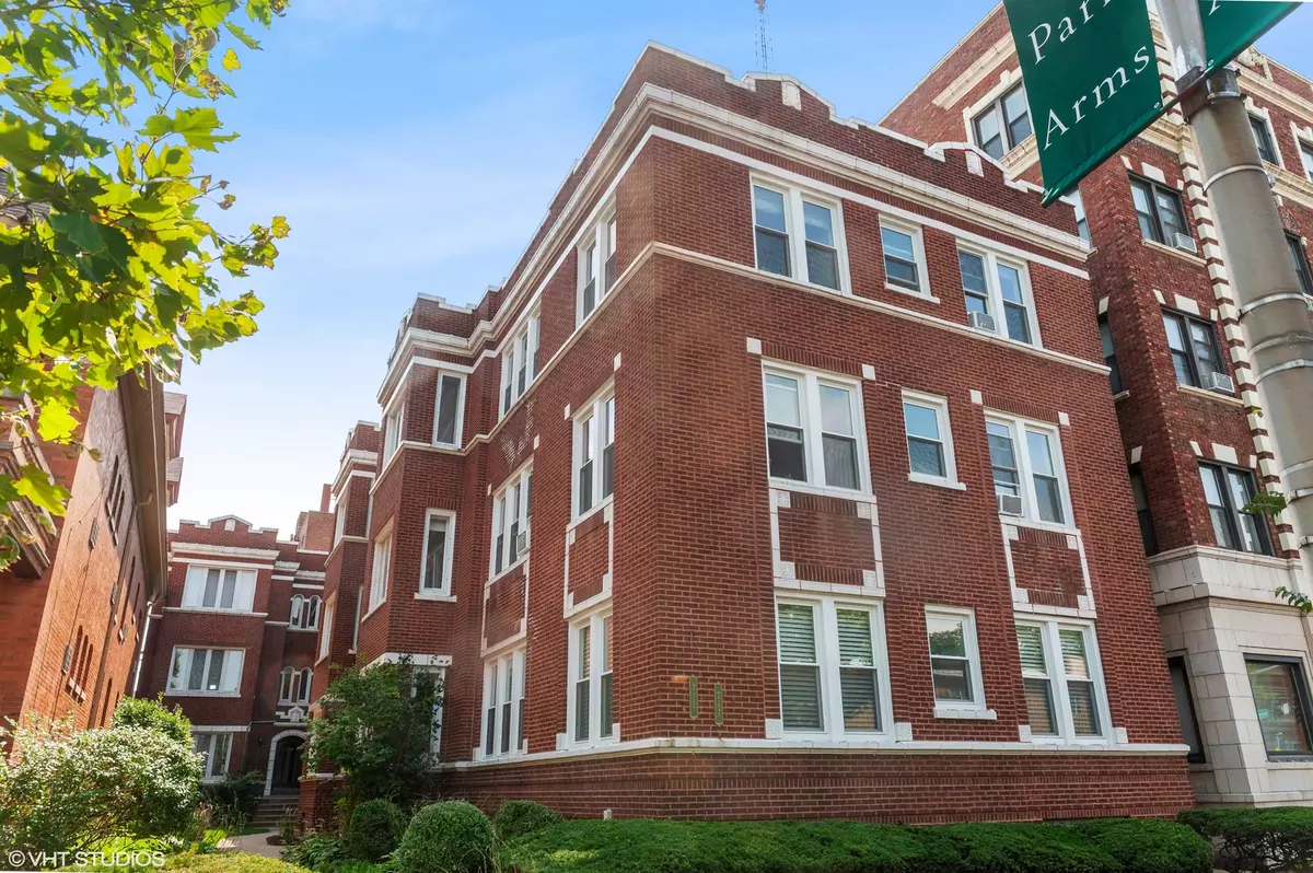 Oak Park, IL 60302,717 Washington Boulevard #3A