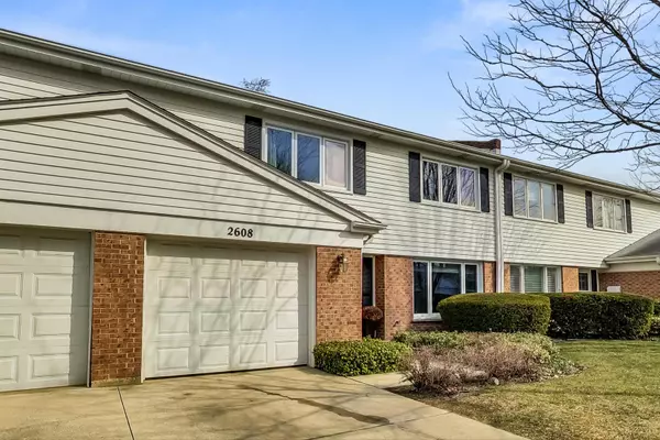 Arlington Heights, IL 60004,2608 E Bel Aire Drive