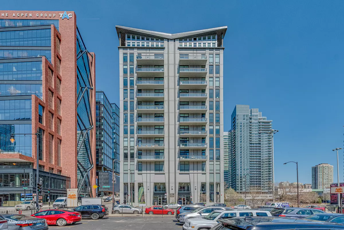 Chicago, IL 60661,740 W Fulton Street #1207