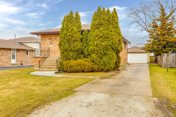 Justice, IL 60458,8437 S 79th Court