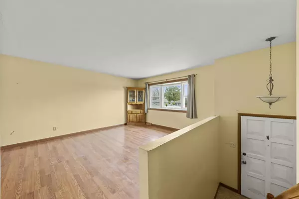 Aurora, IL 60506,2325 Lowell Street