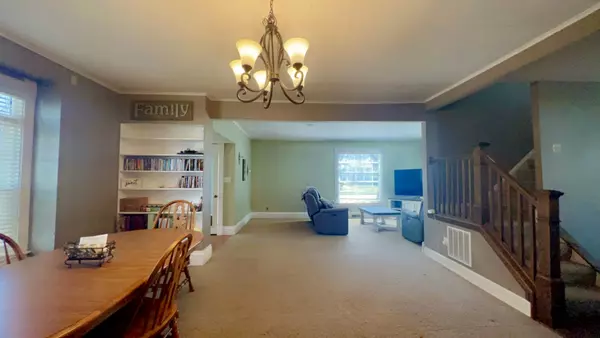 Fairbury, IL 61739,306 E Maple Street