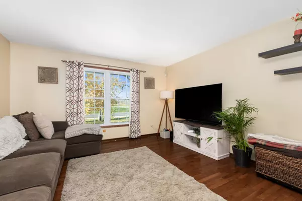 Glen Ellyn, IL 60137,1n321 Stacy Court