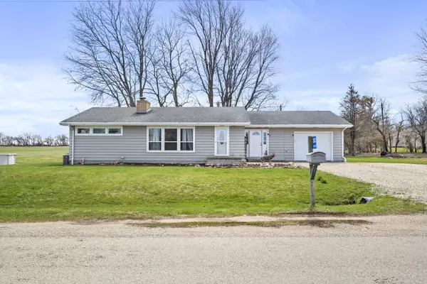 Seneca, IL 61360,2802 N 3501st Road