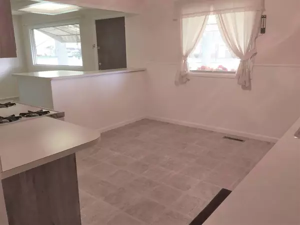 Thornton, IL 60476,937 Sunnyside Avenue