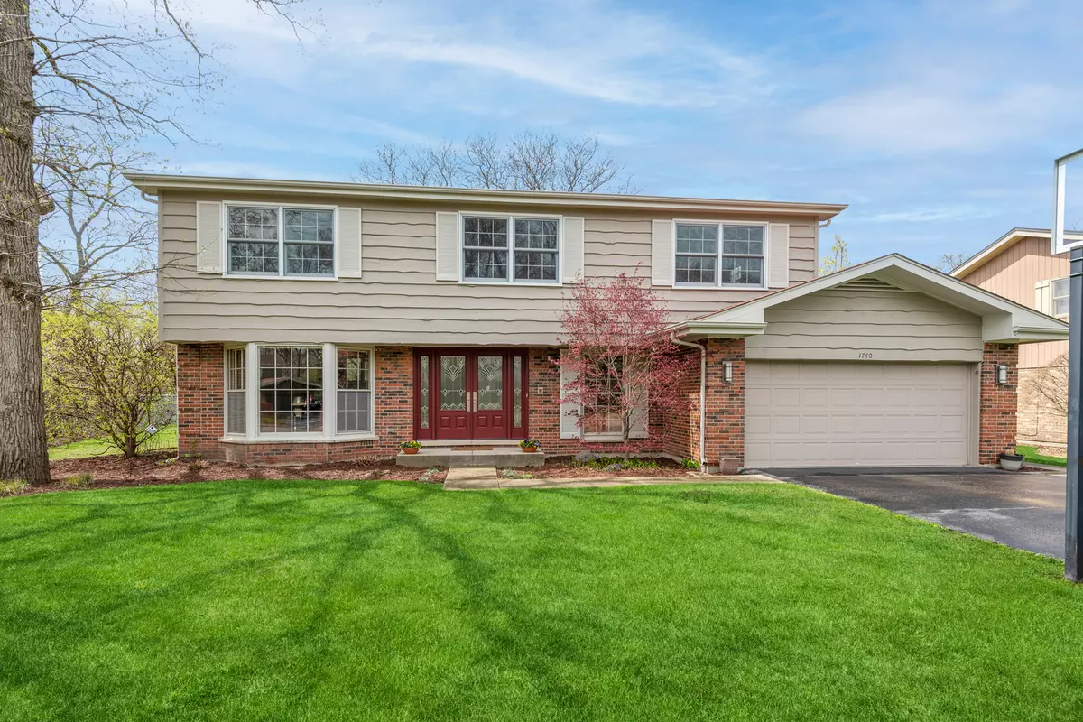 Deerfield, IL 60015,1740 E Summit Court