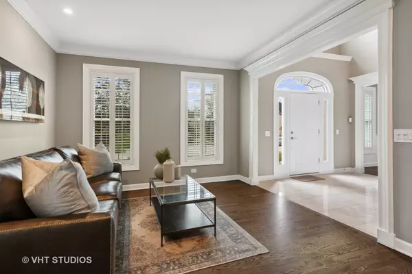Wheaton, IL 60189,1630 Hunters Glen Court