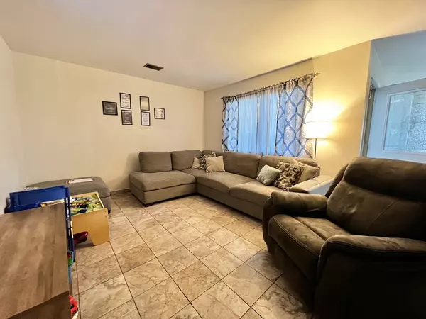 Bolingbrook, IL 60440,15 B FERNWOOD Drive