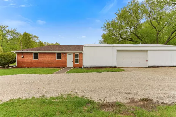 Braidwood, IL 60408,389 W Bergera Road