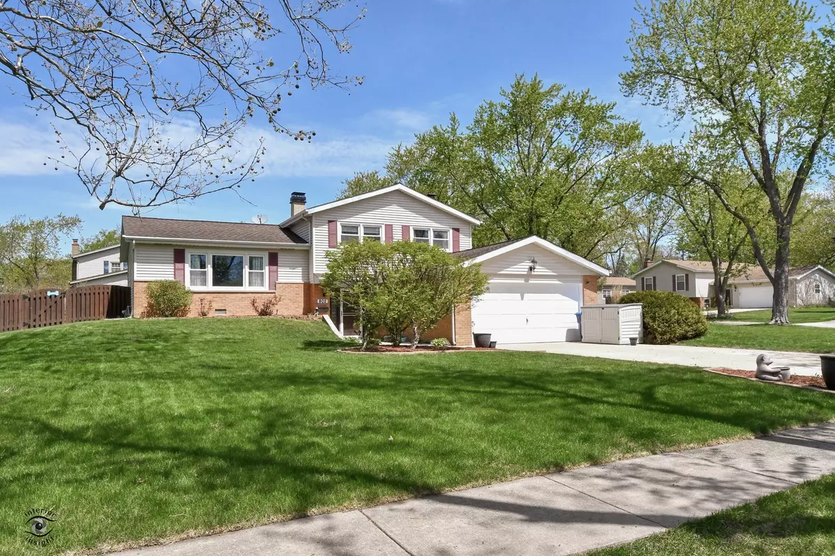 Darien, IL 60561,802 Timber Lane