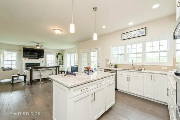 Lake Geneva, WI 53147,605 Settlers Ridge Drive