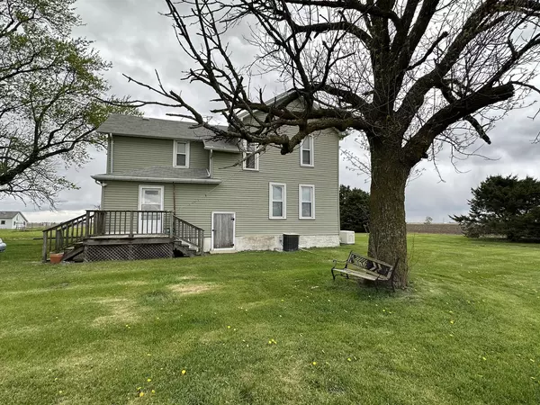 Herscher, IL 60941,8876 W 5000s Road