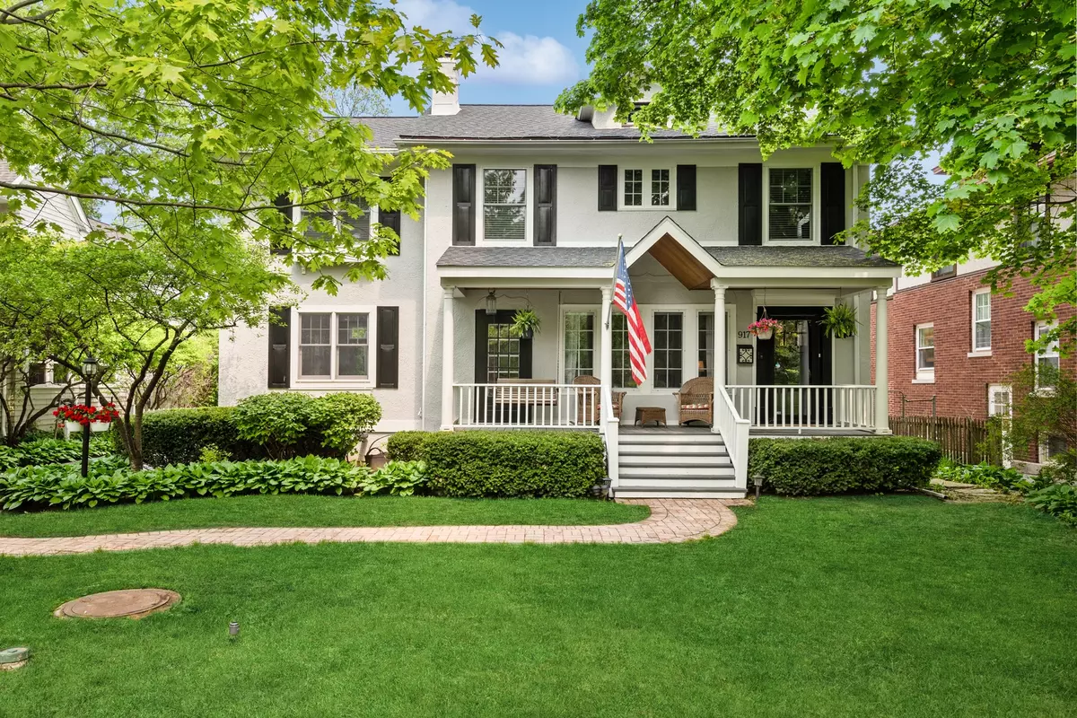 Glencoe, IL 60022,917 Vernon Avenue