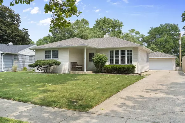 Rolling Meadows, IL 60008,3604 Dove Street