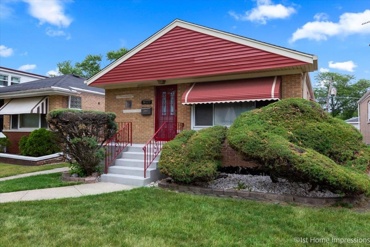 Harvey, IL 60426,14527 Vine Avenue