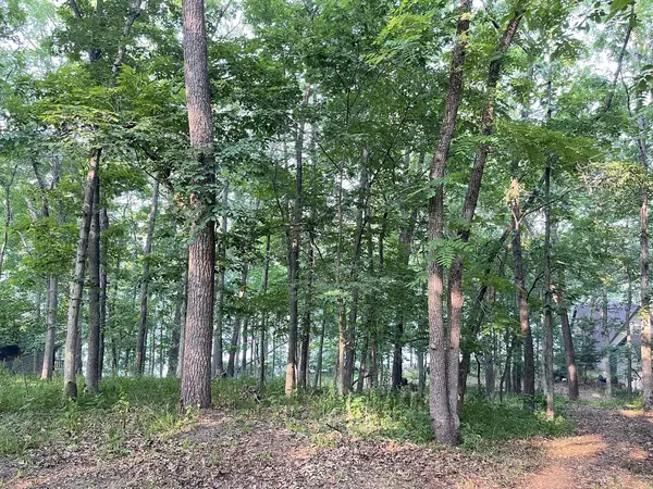 Varna, IL 61375,884 Fair Haven Drive