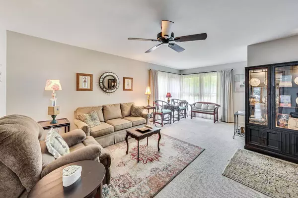 Western Springs, IL 60558,4709 Johnson Avenue