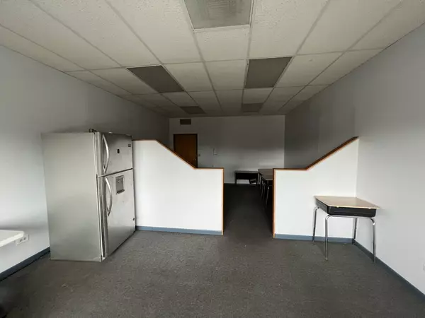 Mundelein, IL 60060,500 N Lake Street #4