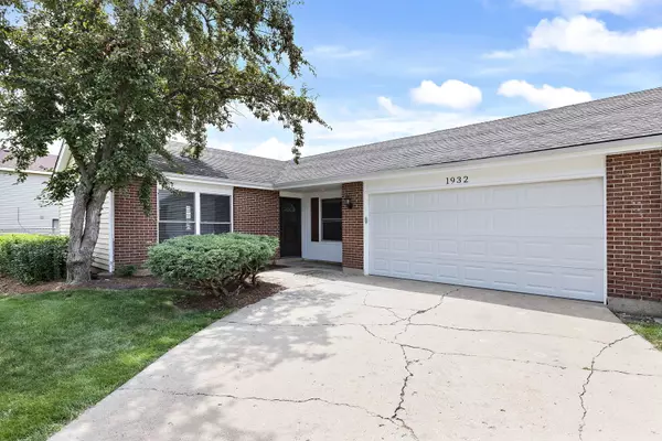 Streamwood, IL 60107,1932 Williamsburg Drive