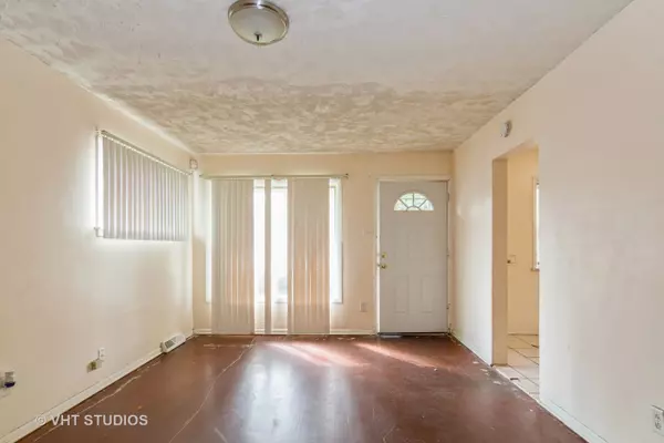 Phoenix, IL 60426,15545 Vincennes Avenue