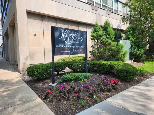 Chicago, IL 60615,4800 S Chicago Beach Drive #1804N