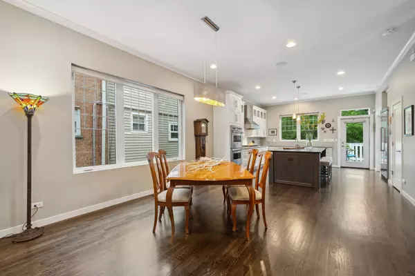 Chicago, IL 60641,3909 N Keeler Avenue