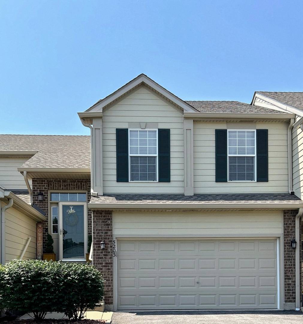 5203 Glenbrook Trail, Mchenry, IL 60050