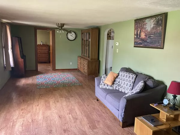 Aurora, IL 60505,505 S LOUCKS Street