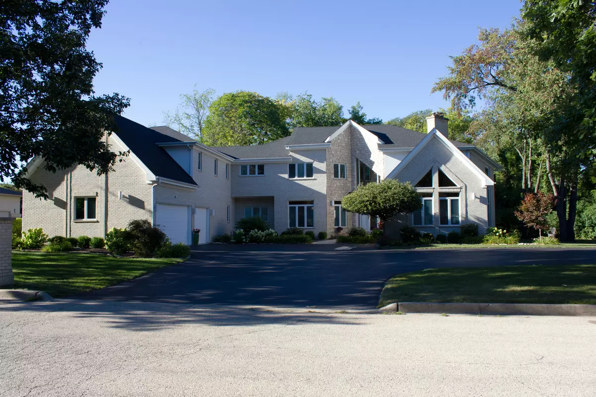 Lincolnshire, IL 60069,6 Abbey Road