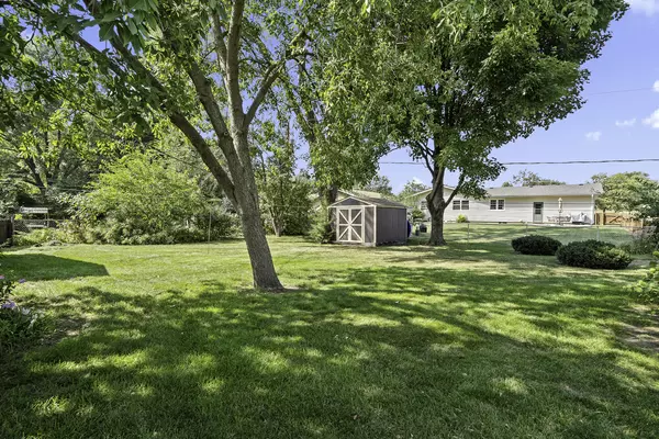 North Aurora, IL 60542,615 W State Street