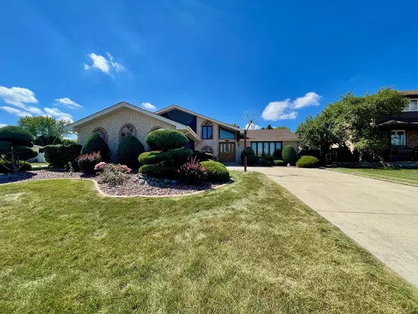 Orland Park, IL 60467,14372 Creek Crossing Drive