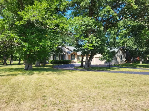 Rochelle, IL 61068,10120 E Hickory Ridge Drive