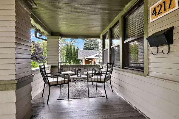 Western Springs, IL 60558,4217 Johnson Avenue