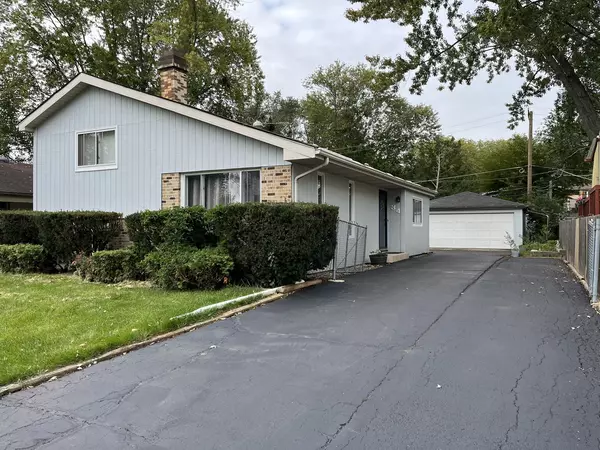 34 N IDLEWILD Avenue,  Mundelein,  IL 60060