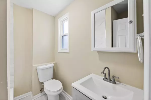 Chicago, IL 60620,503 W 81st Street