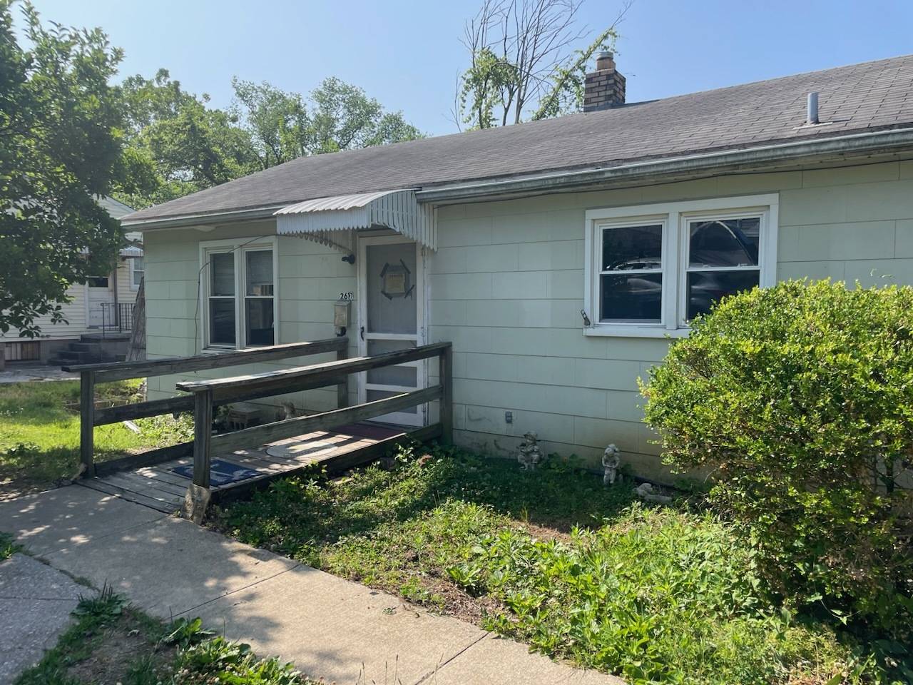 Alton, IL 62002,2617 Plainview Terrace