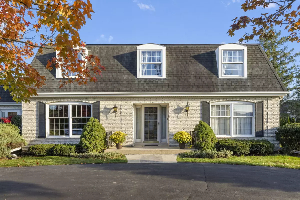 Oak Brook, IL 60523,11 Hamilton Lane