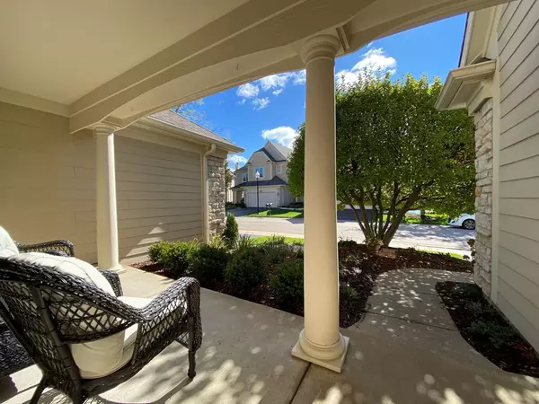 Aurora, IL 60502,2428 Ridgewood Court