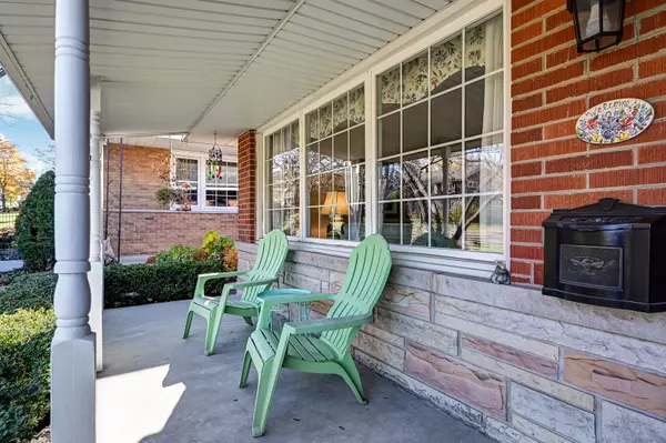 Western Springs, IL 60558,3950 Garden Avenue