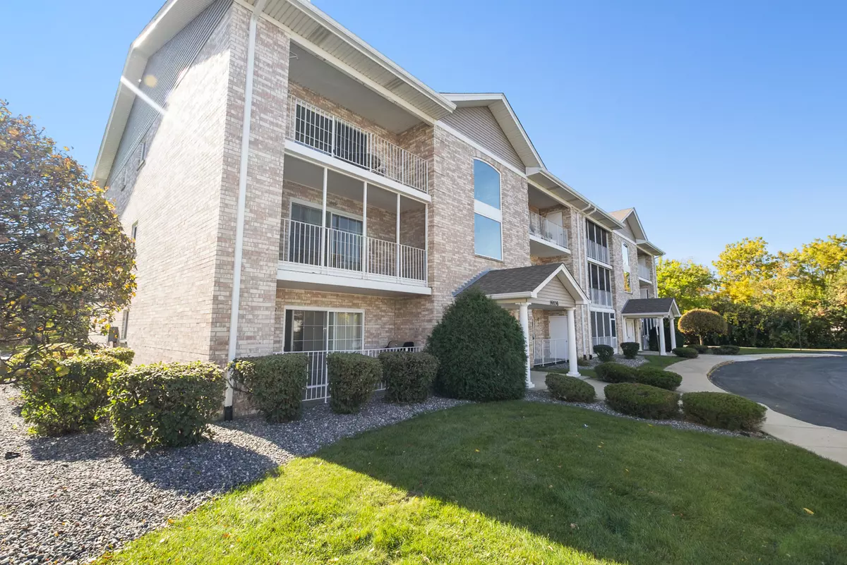 Orland Park, IL 60462,16036 Crystal Creek Drive #3A