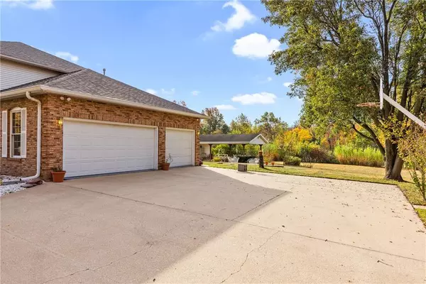 Altamont, IL 62411,2605 E Campground Road