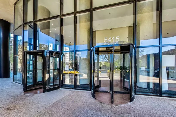 Chicago, IL 60640,5415 N Sheridan Road #1814