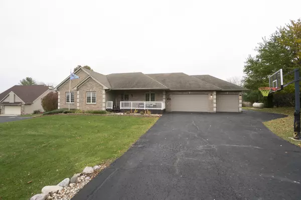 Oregon, IL 61061,3271 N Silver Ridge Drive