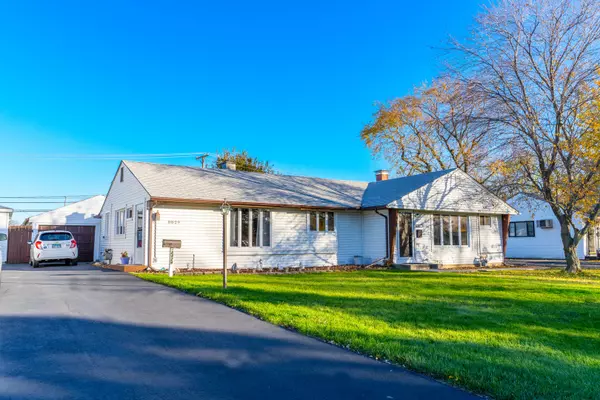 Hometown, IL 60456,8829 S Komensky Avenue