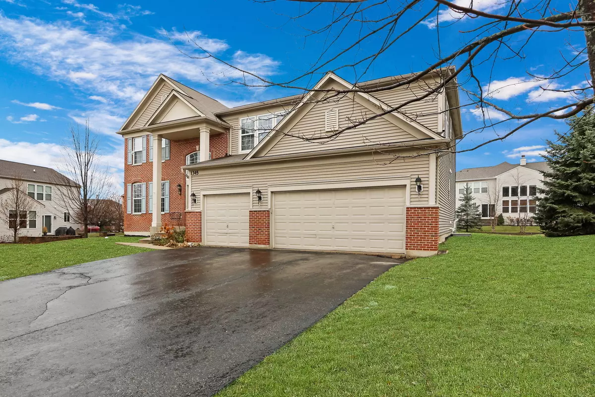 Mundelein, IL 60060,1345 Turnberry Lane