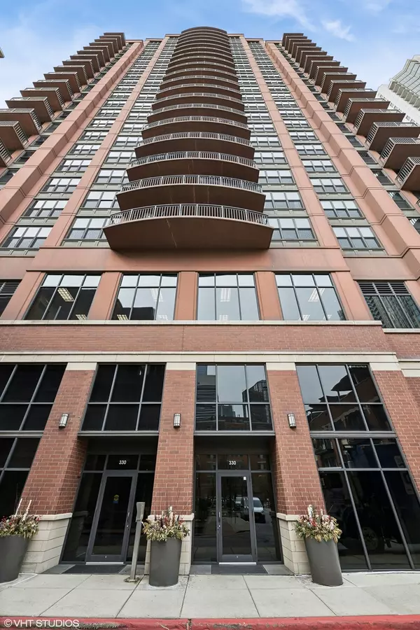 330 N Jefferson Street #1804,  Chicago,  IL 60661