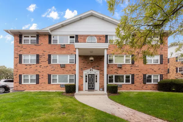 8808 45th Place #11,  Brookfield,  IL 60513