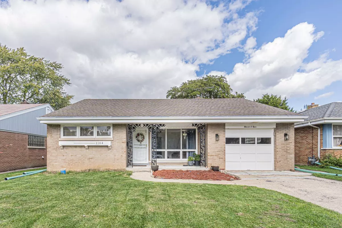 Mount Prospect, IL 60056,1104 W Central Road