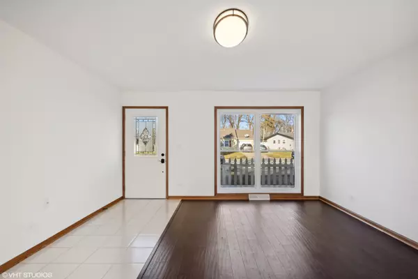 Orland Park, IL 60462,10255 Hawthorne Drive